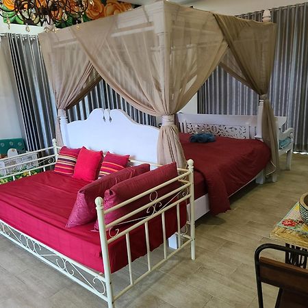 Ling & Louie'S Mountain Villa Mayong Екстериор снимка