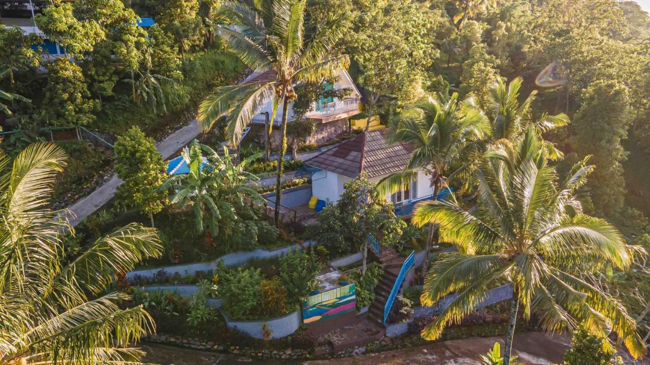 Ling & Louie'S Mountain Villa Mayong Екстериор снимка