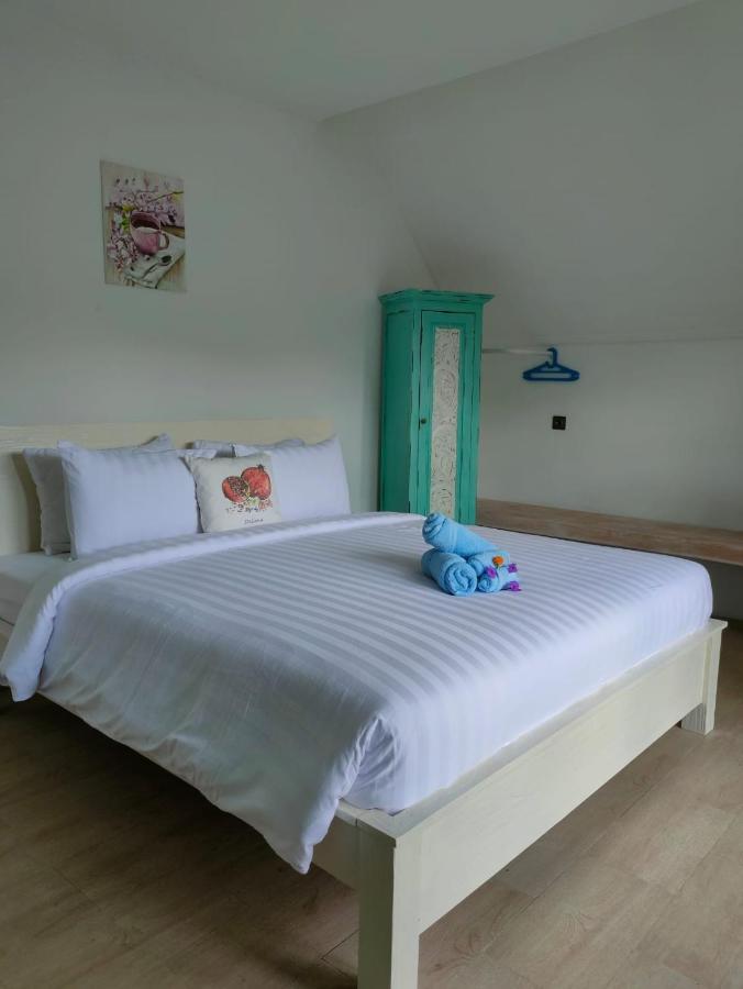 Ling & Louie'S Mountain Villa Mayong Екстериор снимка